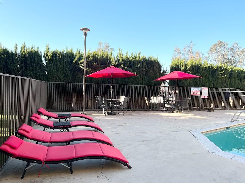 Ramada By Wyndham Hotel