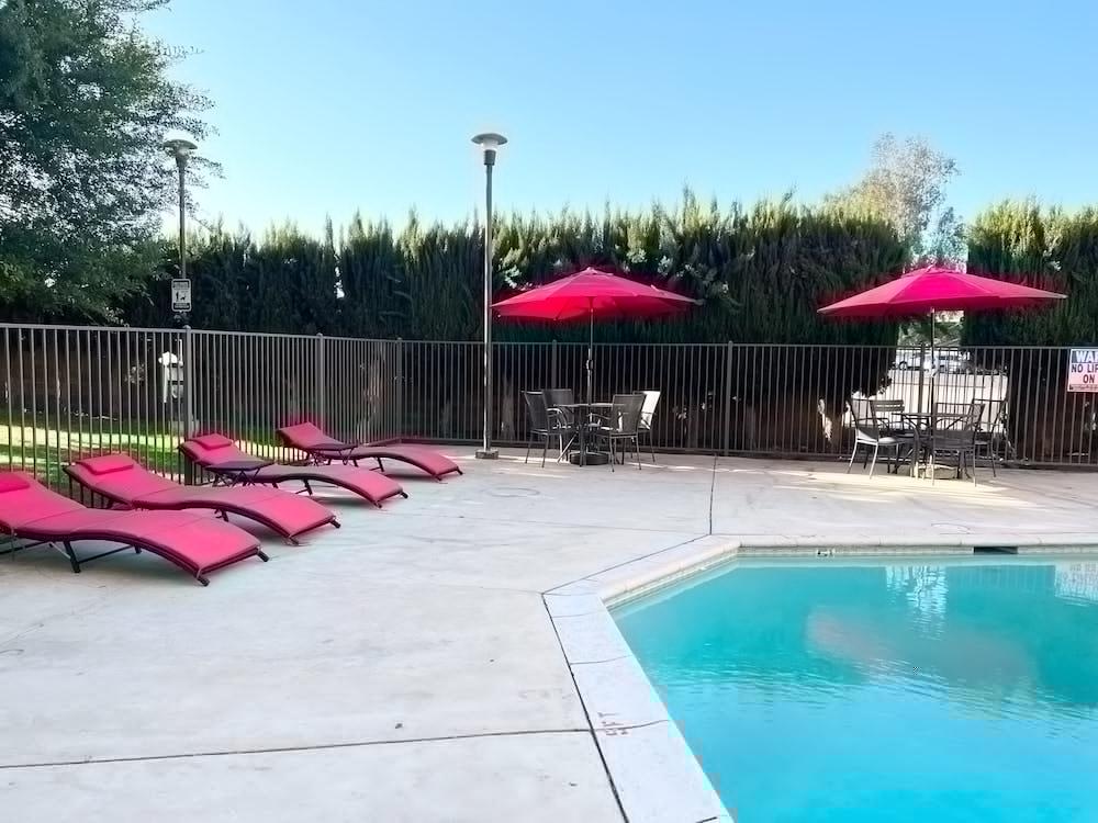 Ramada By Wyndham 2* Bakersfield